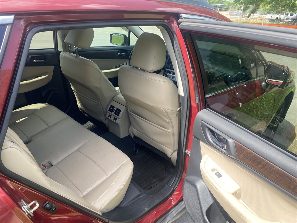 2016 Subaru Outback Limited - Photo 9